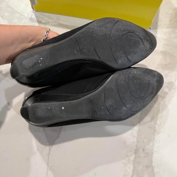 Circa Joan & David Black Slip On Wedge Pumps Women’s 7.5M Fabric Upper Classic - Picture 7 of 8